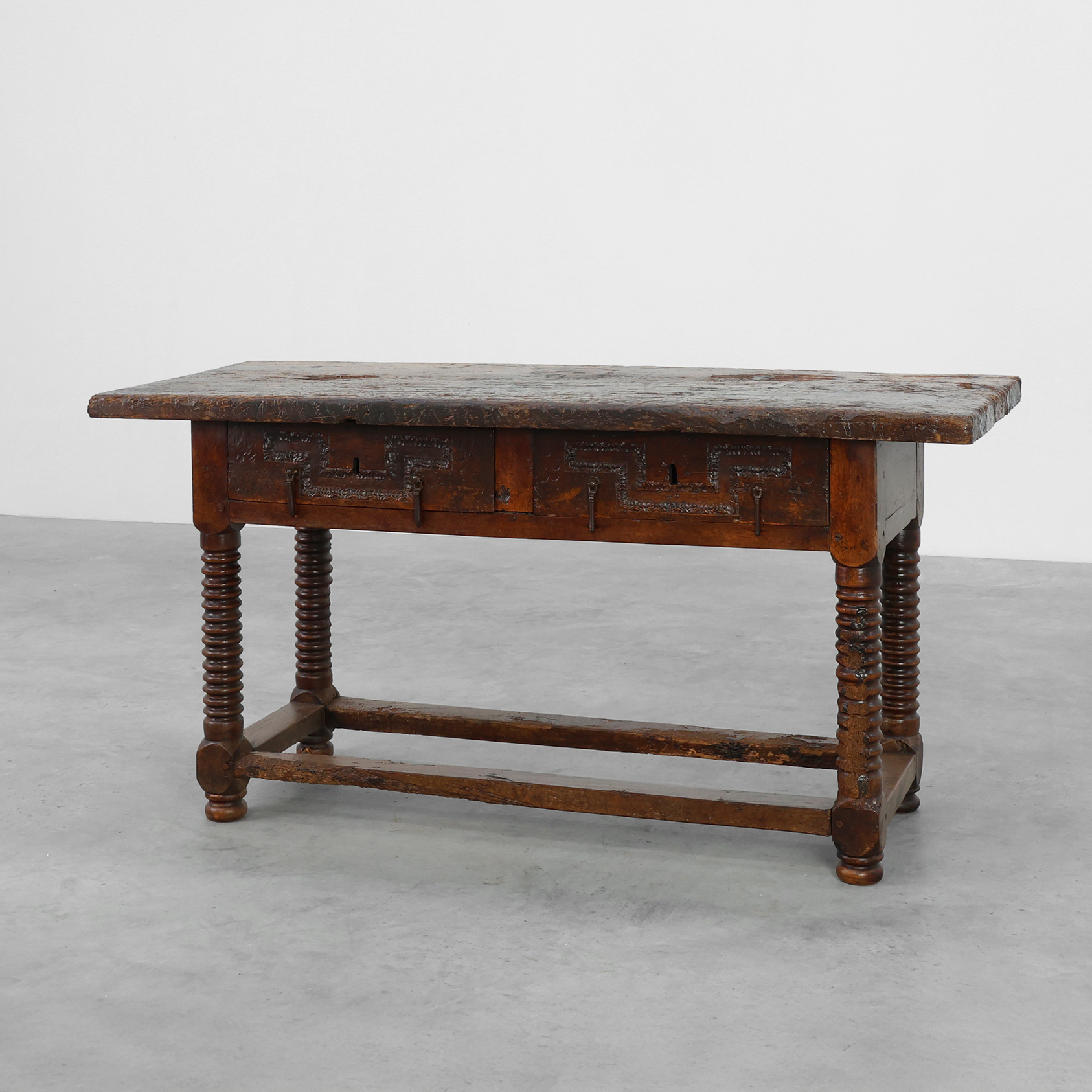 Spanish Oak Side Table or Console, 17th Century-img